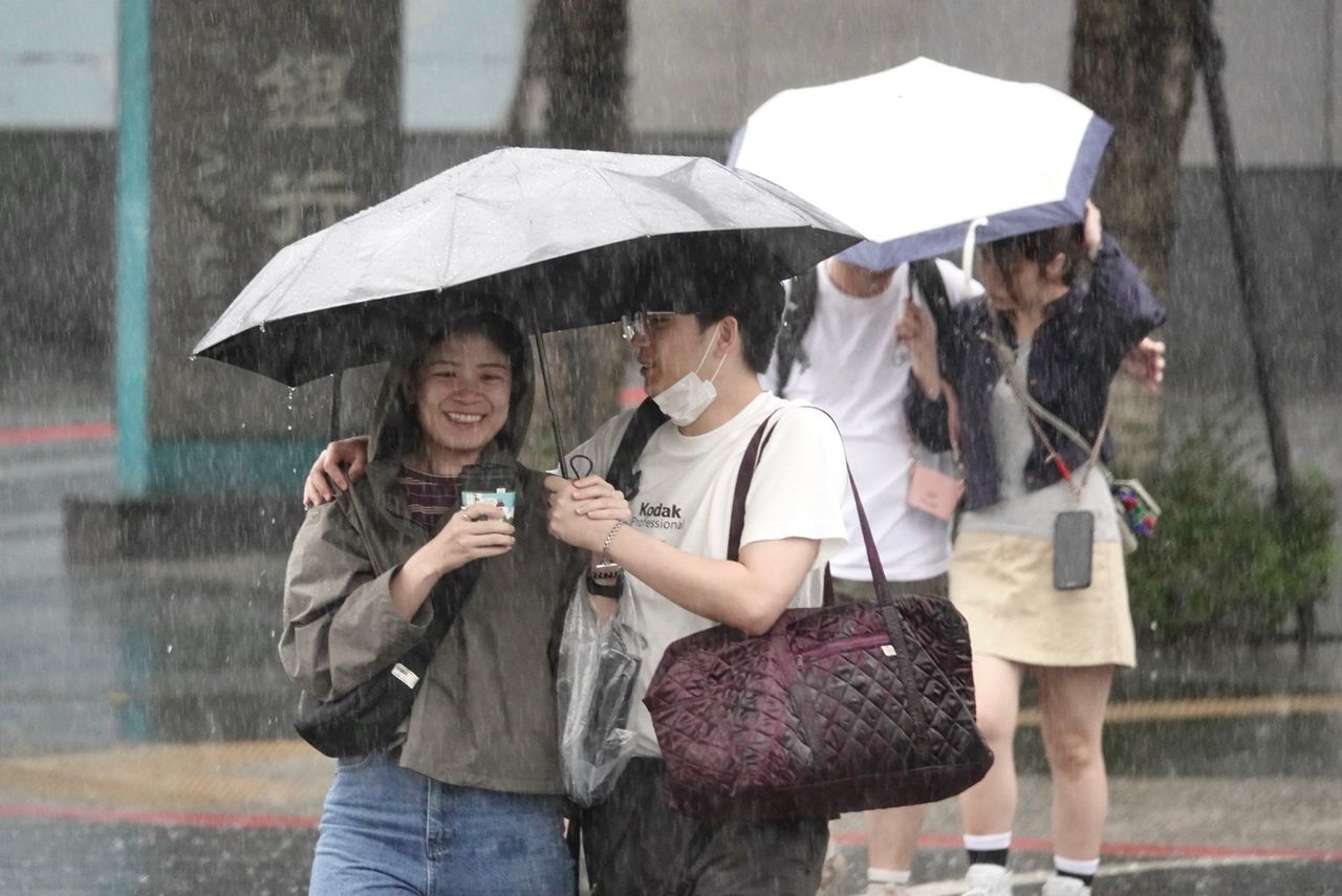 旺盛雷雨來了!13縣市下到入夜 向北延伸至新北