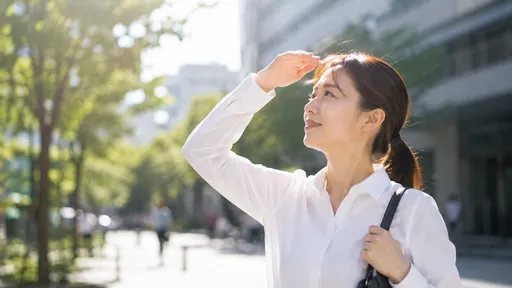 只防藍光還不夠？「複雜光源」成現代人用眼新課題