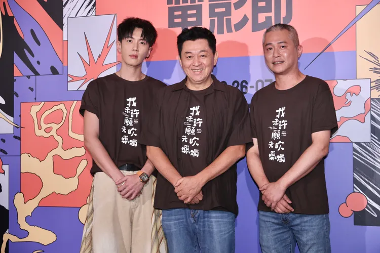 柯震東（左起）、庹宗華、張訓瑋出席台北電影節電影《我未許願先吹蠟燭》首映記者會。莊宗達攝