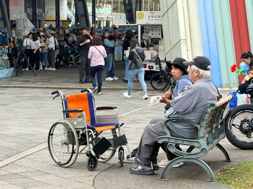 「老人味」其實是真的？醫揭40歲後體味變化關鍵　元兇竟是這物質