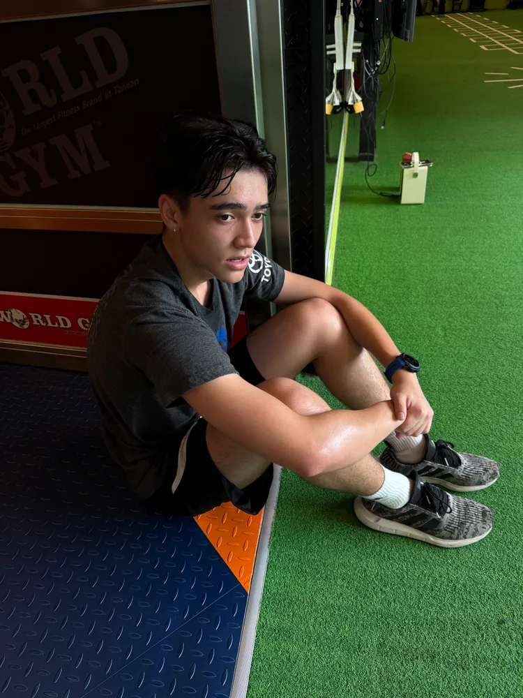 Dylan操到「龍吐水」。寬寬整合提供