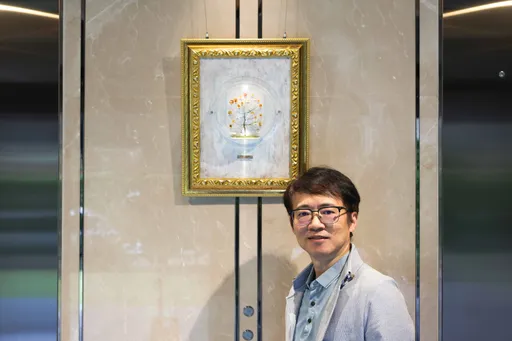 黃憶人攜手慕舍酒店《AMBER BOY的異想世界》　展出33件琥珀藝術作品
