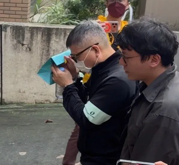 狂騙158億！「台版金智秀Jisoo」詐團幕後金主起訴　1600萬交保+電子腳鐶