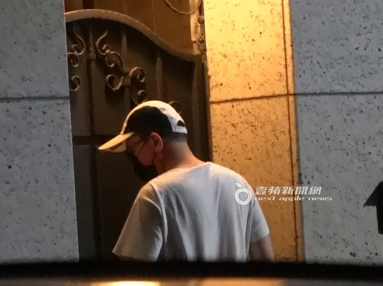 孫鵬外出後返家。特勤中心攝
