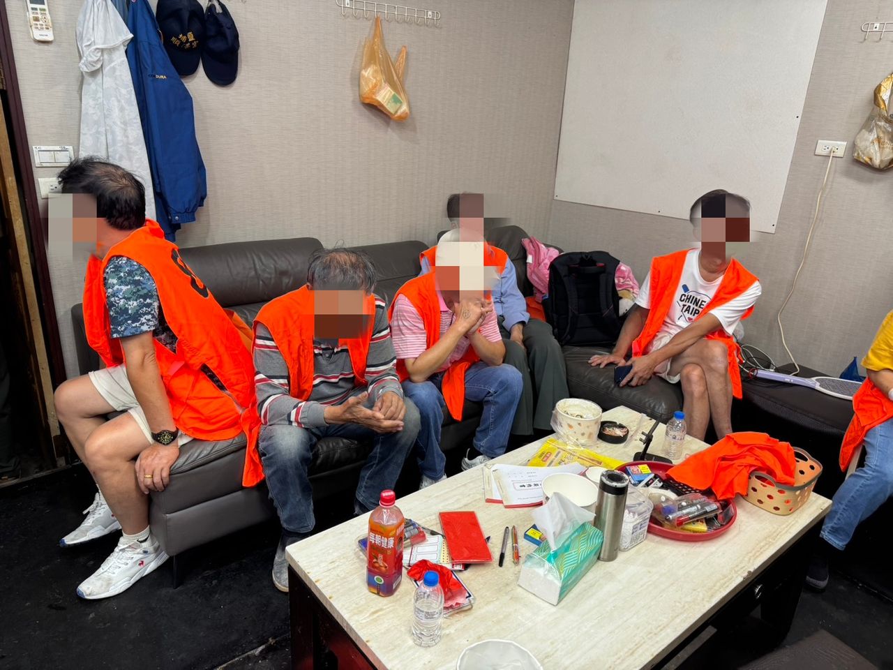 端午連假強力掃蕩不法 壢警雷霆除暴查獲賭場逮16人