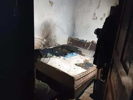酒駕罰單引爆夫妻衝突！新店男臥室燒床墊洩憤　員警急幫滅火嗆傷送醫