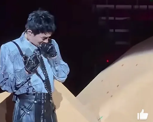 陳小春暴哭道歉！新巡演「最貴門票只能用聽的」　觀眾怒譙：退票