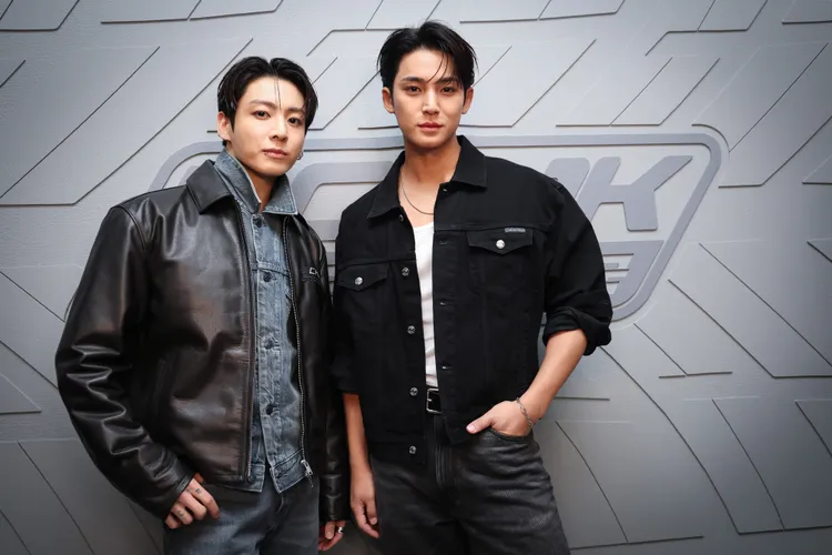 同為「97line」好友的田柾國、金珉奎，在Calvin Klein活動夢幻同框。品牌提供