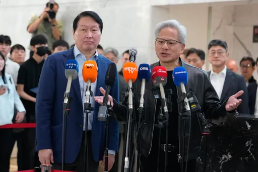從炸雞到AI大單！黃仁勳訪韓敲定3大合作案　