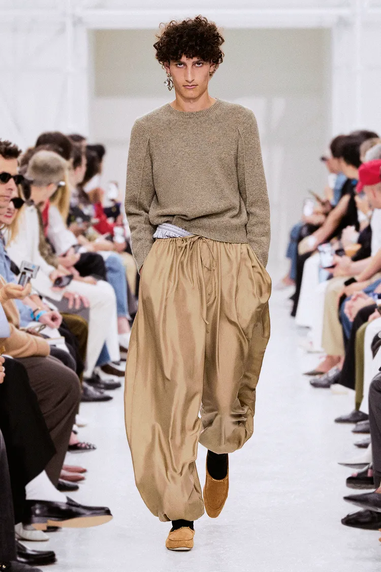 CELINE 2027春夏男裝。品牌提供