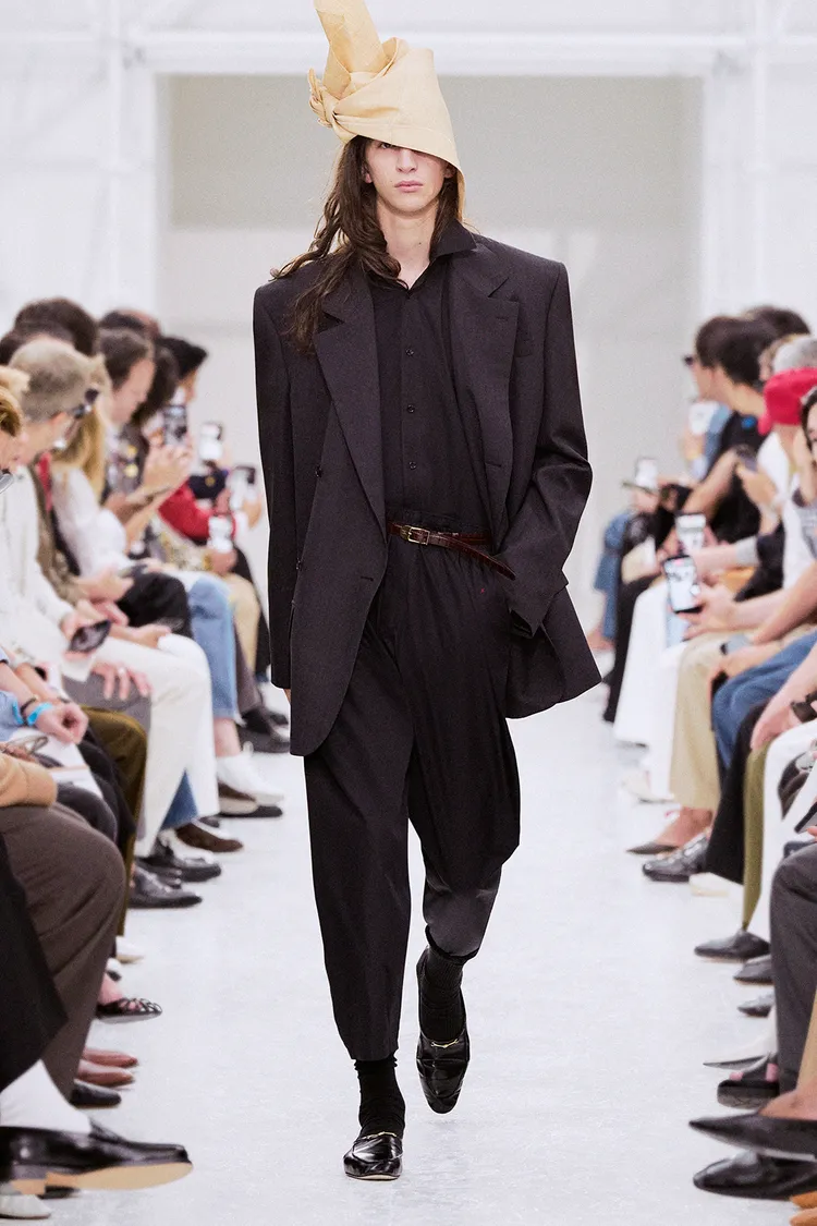 CELINE 2027春夏男裝。品牌提供