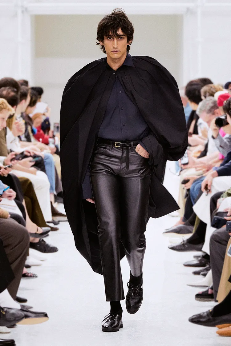 CELINE 2027春夏男裝。品牌提供