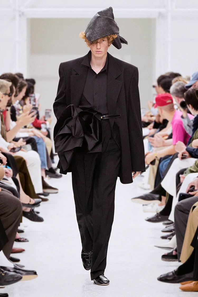 CELINE 2027春夏男裝。品牌提供