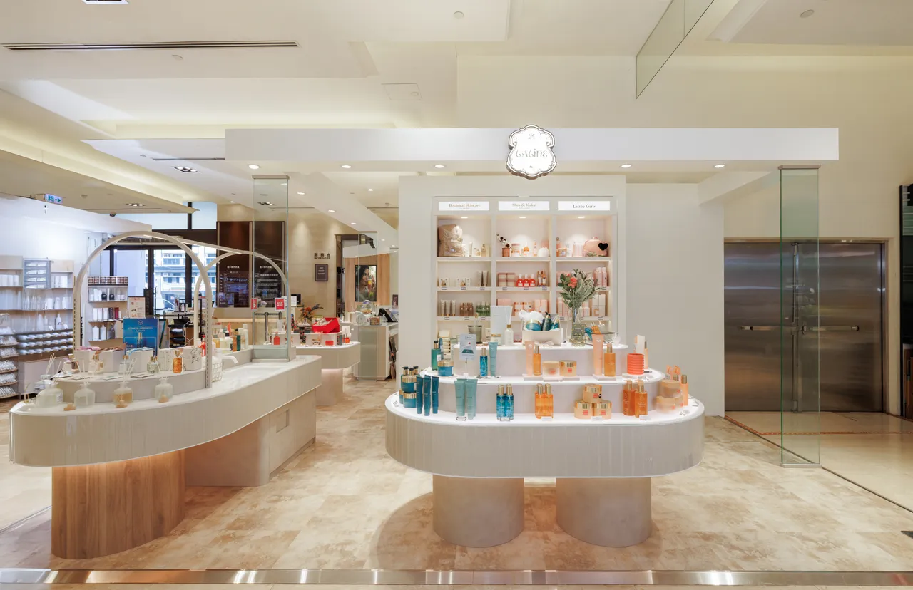 Laline統一時代概念店店裝照。品牌提供