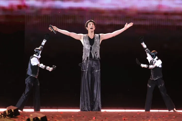 王力宏杭州開唱，累計吸引15萬名觀眾進場，單站票房突破7億台幣。西東音樂提供