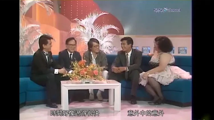 周潤發（右二）曾上節目談入行心路歷程，鍾景輝（左二）也是來賓。翻攝TVB官方微博
