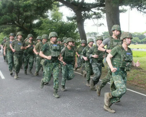 代理連長偷懶未體能鑑測　竟以「小畫家」偽造成績單！判決出爐