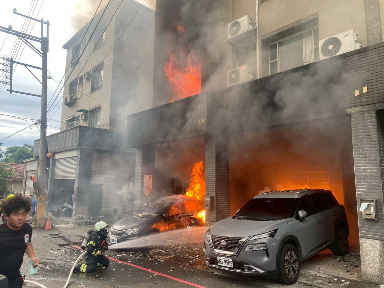 南投民宅火警2死1傷 屋主么兒傷重轉院!長子去阿嬤家逃一劫