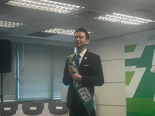 捻念珠談初心！鄭朝方獲徵召選新竹縣長　憶趙姆姆託付：走未竟之路