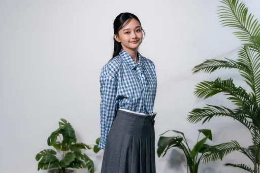 24歲童顏女星父母離異　偷聯絡媽媽卻叮嚀：不要來找我