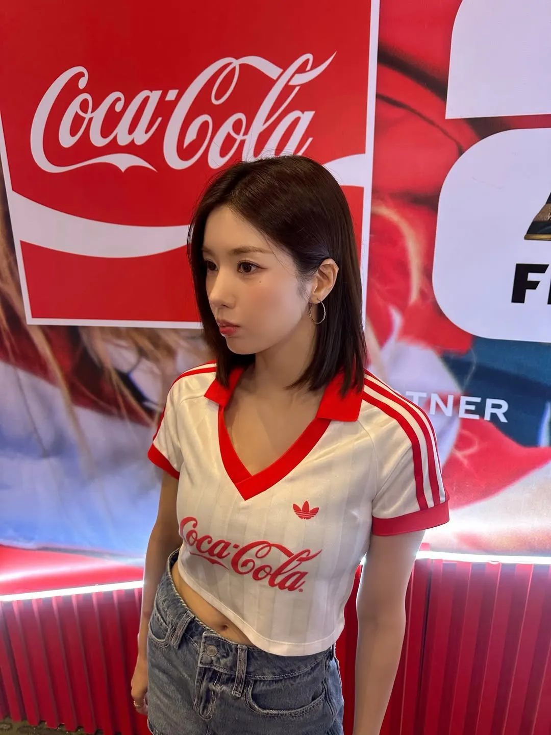 權恩妃以俏麗造型化身世足應援女神。翻攝權恩妃IG