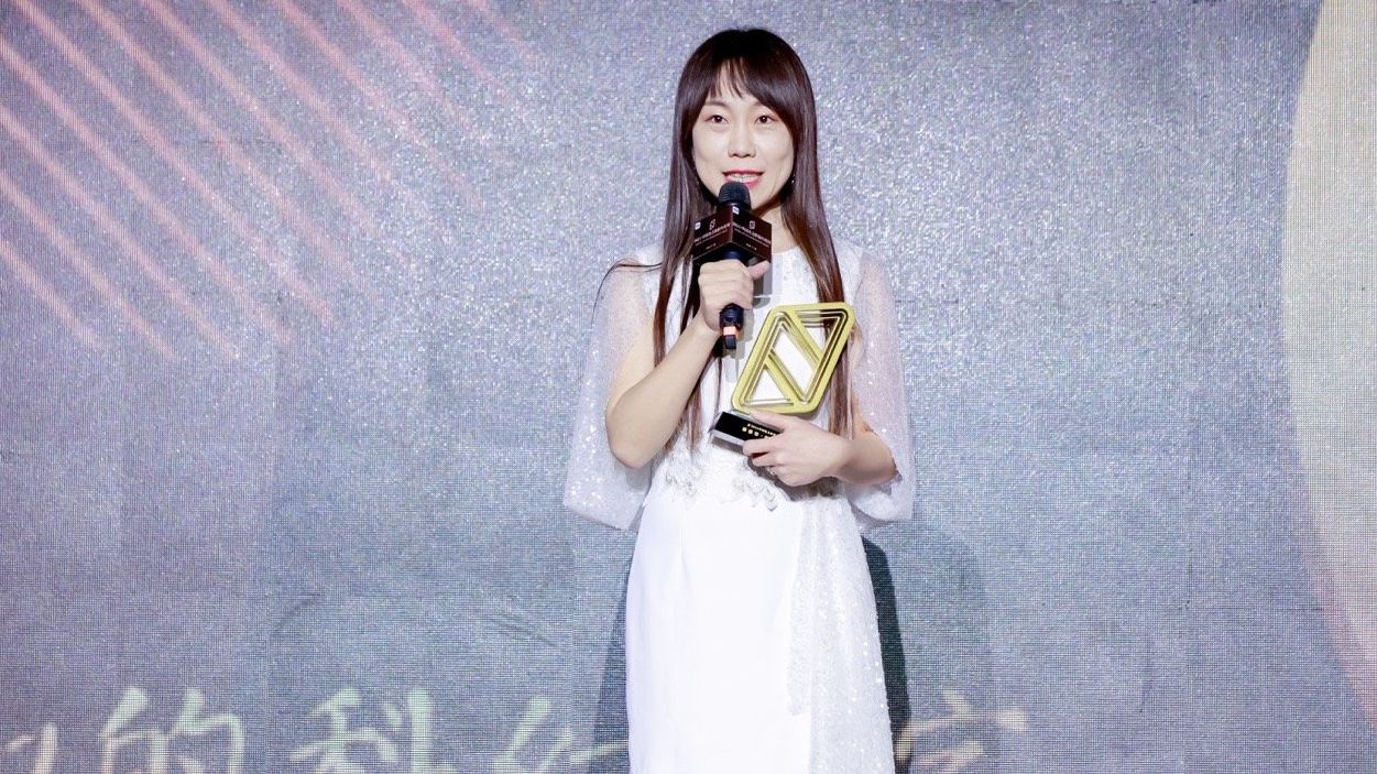 自曝新書「一半是AI寫的」 雨果獎女作家:編輯讀者都看不出來