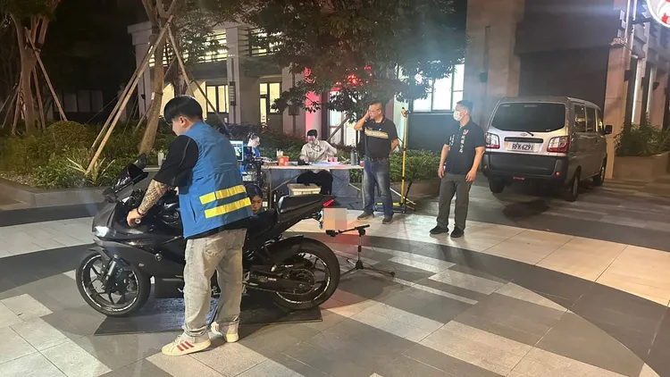 現場檢測。桃園警分局提供