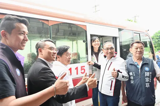 淡江大橋通車效益發酵　新北增闢4條公車路線串聯板橋、機場