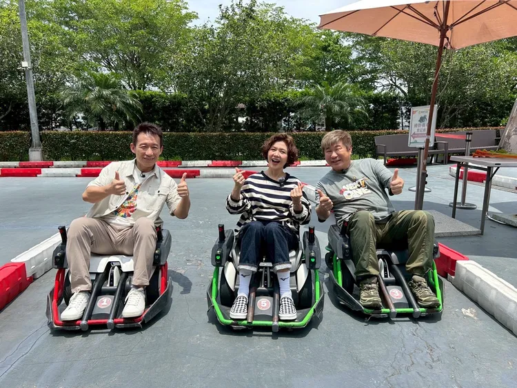 郭子乾、于子育、胡瓜挑戰賽車。下面一位提供