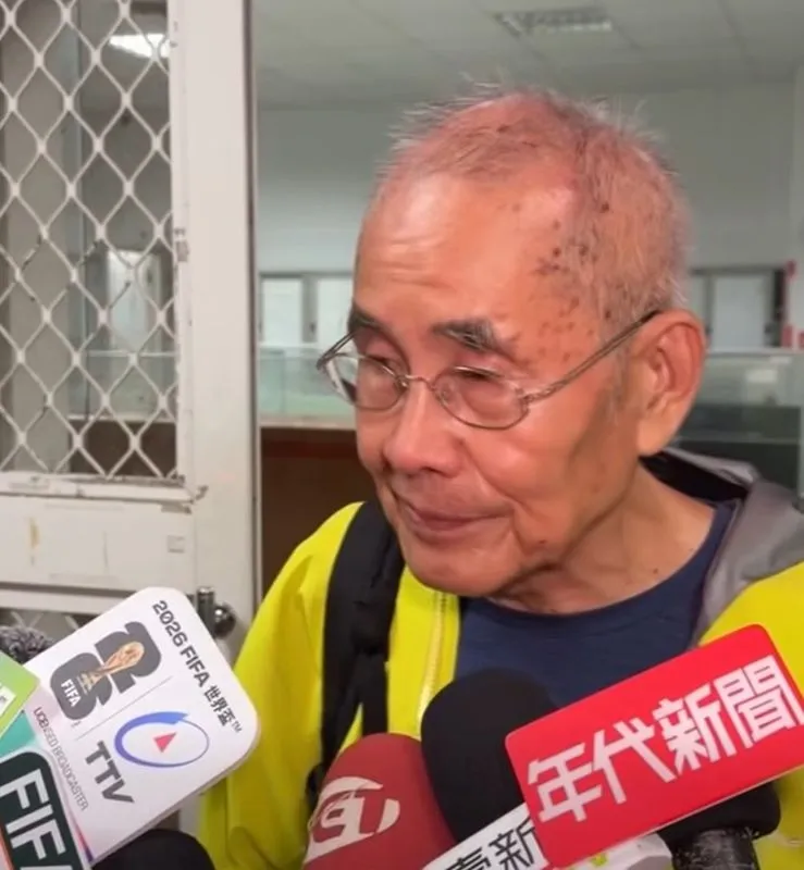 前交通部長蔡堆說，這個登山團不是他約的，對於意外感到很遺憾、很慚愧。民眾提供