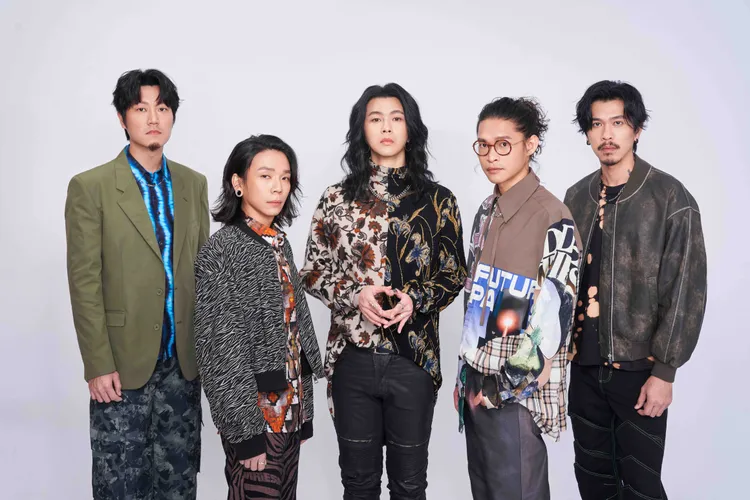 麋先生代言商品巧撞團名「MIXER」，直讚命中注定。相信音樂提供
