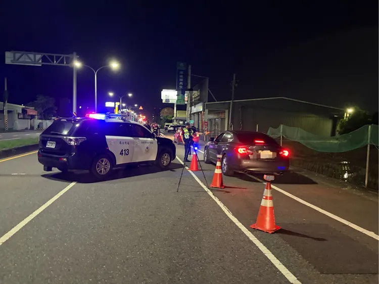 善化警方執行取締毒駕酒駕執法專案。翻攝畫面