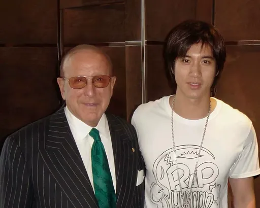 94歲流行音樂教父離世！王力宏追悼恩師　難忘曾親見「紅筆改歌詞」暖舉