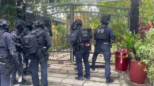 越南移工租露營區分裝毒品專賣同鄉　警逮4人查扣118萬現金