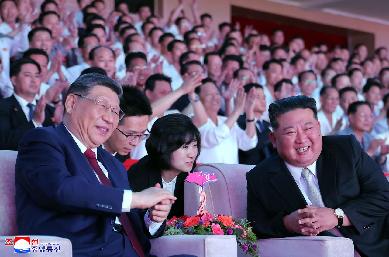 這位是?習近平眼鏡造型曝光 中國官媒不給看