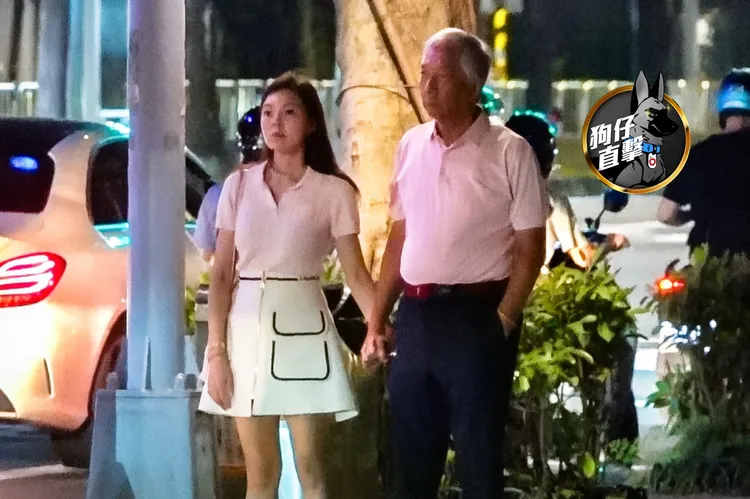 郭台銘（右）與曾馨瑩約會大啖高檔日料，之後到國父紀念館手牽手散步。特勤中心攝