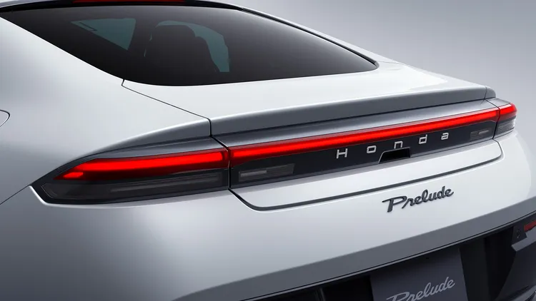 Honda Taiwan將自6月27日起於全台展示中心展開PRELUDE試乘活動，讓車迷搶先體驗新世代電油跑車魅力。原廠照片