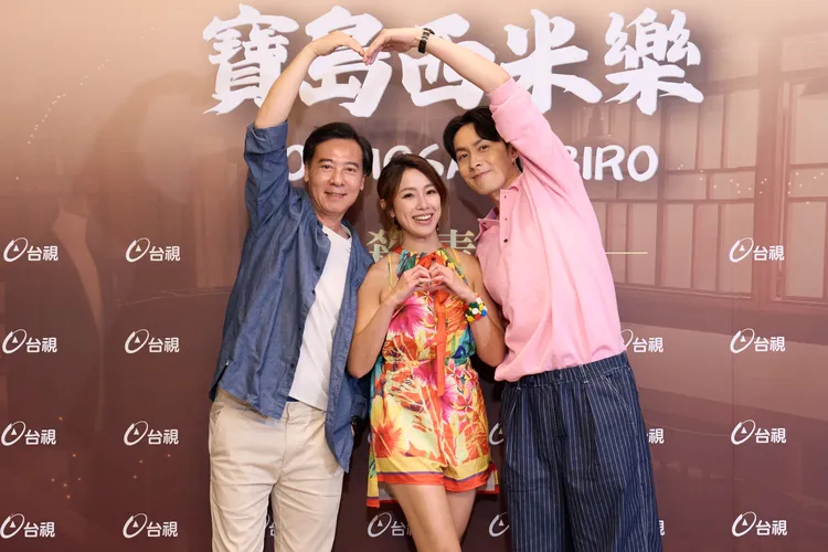 尹昭德(左起)、黃瑄、張雁名在劇中形成另類三角戀。台視提供