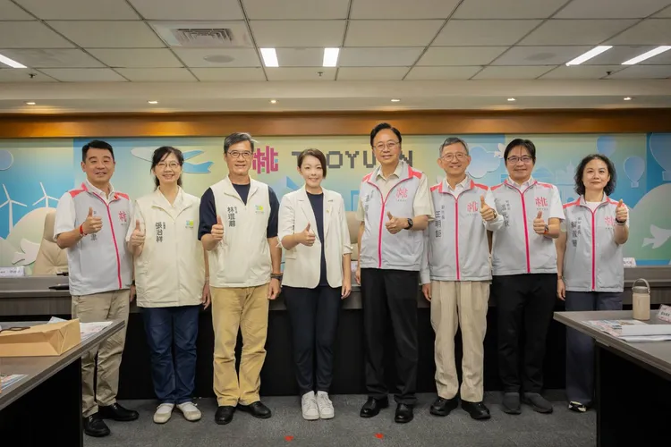 新竹市長高虹安率新竹市政府一級主管於23日前往桃園市政府進行「新竹市115年首長共識營暨市政交流考察」。新竹市政府提供