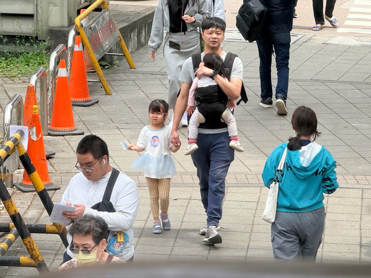 男性申請超越女性!彈性育嬰假已發200萬元獎勵金