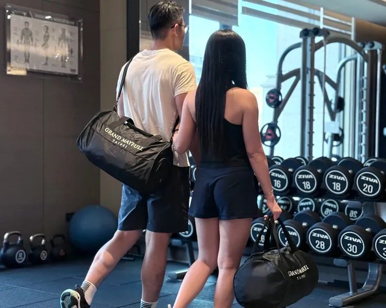 入住另加贈美福活力健身提袋，適合運動休閒使用。台北美福大飯店提供