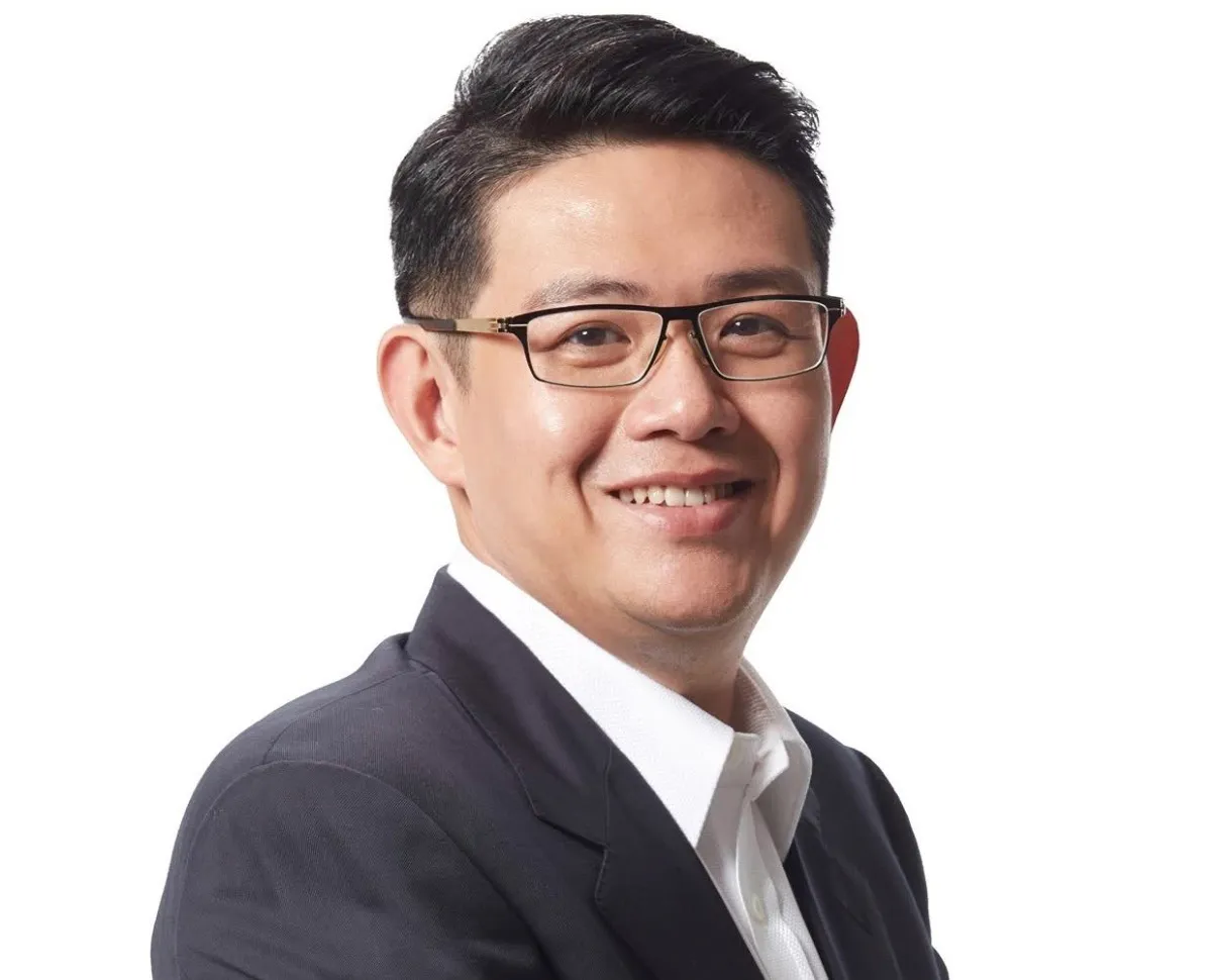 收賄、詐補助、侵占捐款三案齊爆　前新北議員黃俊哲遭羈押禁見