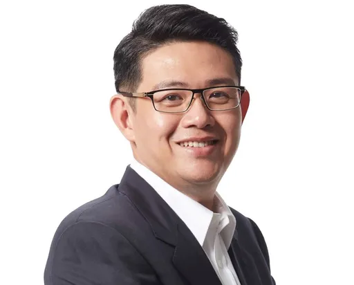 收賄、詐補助、侵占捐款三案齊爆　前新北議員黃俊哲遭羈押禁見