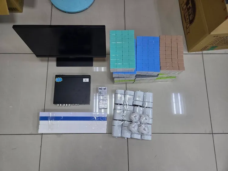 警方查獲證物。翻攝畫面