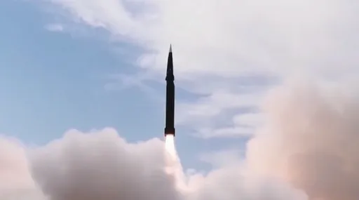 籠罩第一島鏈！東風17實彈發射首度曝光　共軍：不必過度關聯解讀