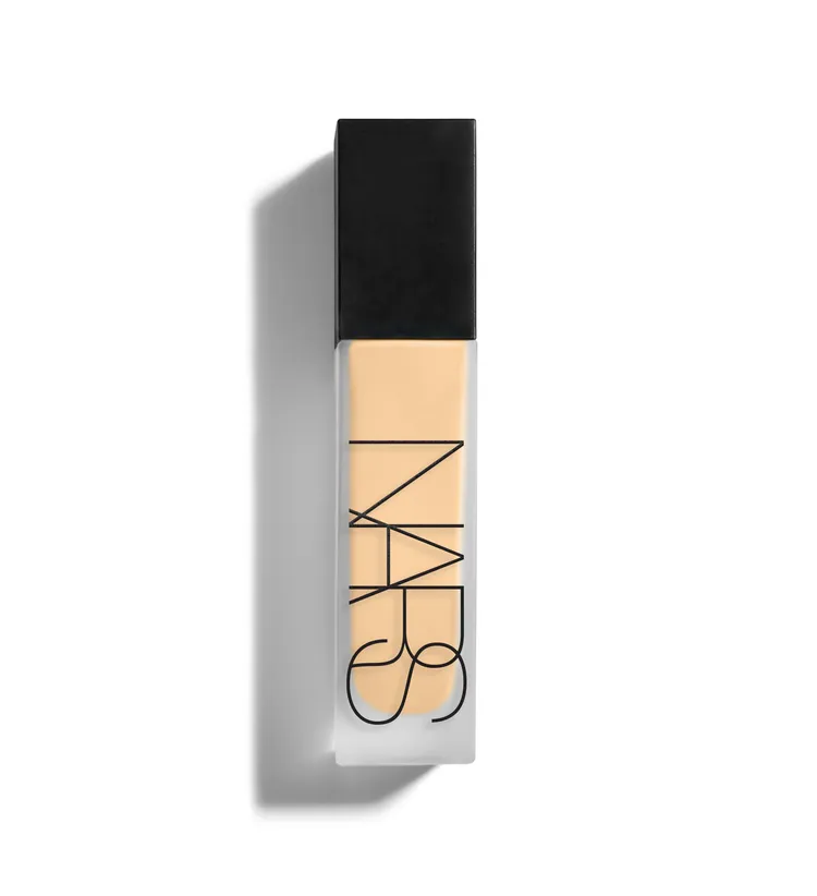 NARS超控輕霧粉底精華，30ml／2150元。品牌提供