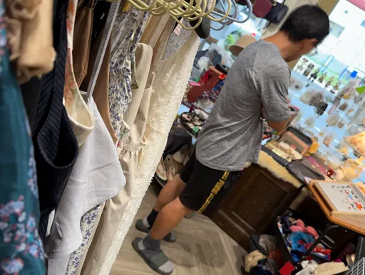 金變態！宜蘭怪男「狂噴淫語」騷擾女店員　見鏡頭秒孬開溜