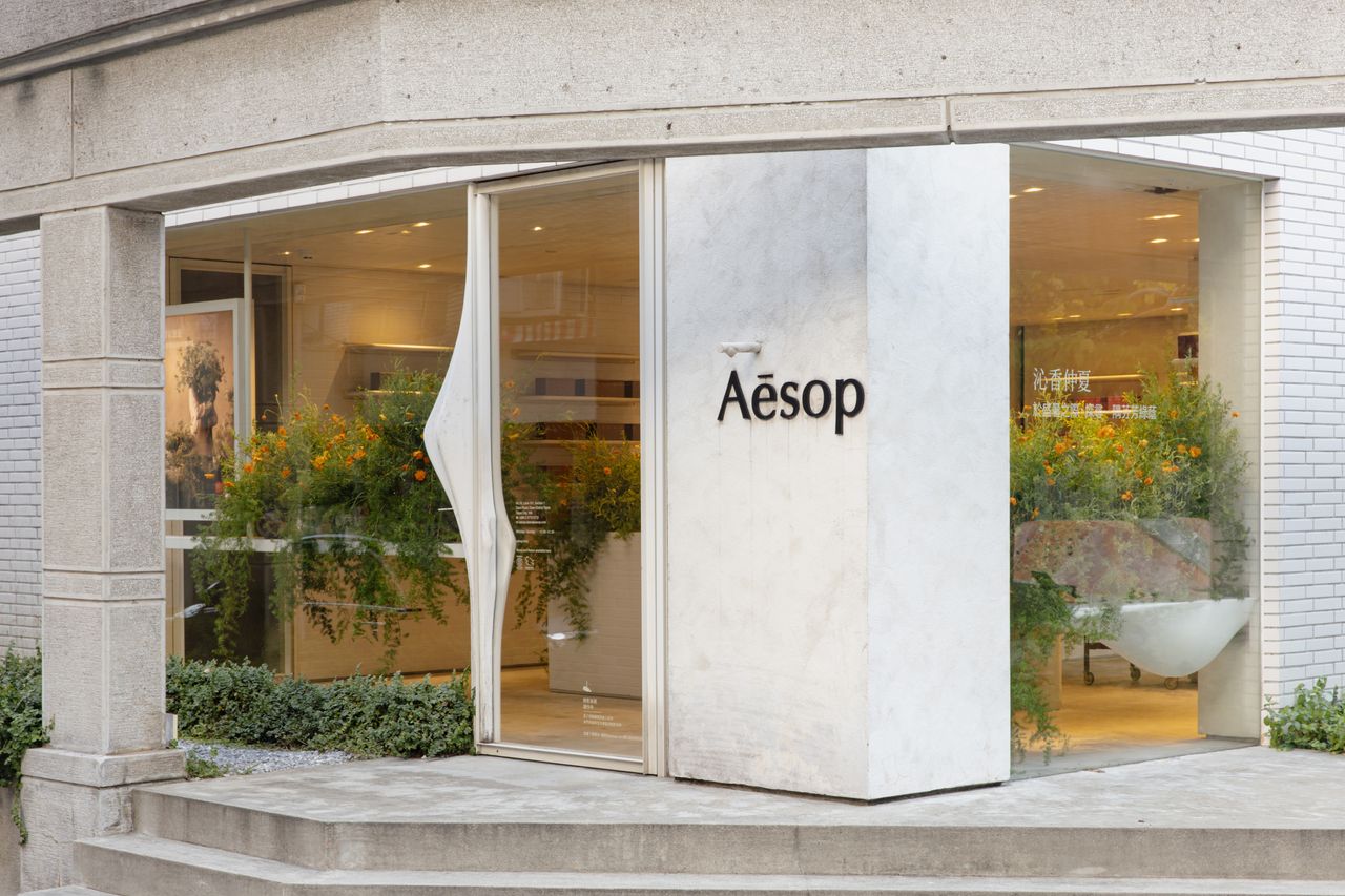 台北最美避暑綠洲! Aesop期間限定「街角花店」洗滌都市黏膩感