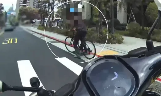單車騎士毒駕！南港警見他行跡詭異　搜出安毒送辦