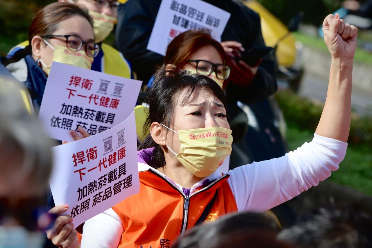 菸防法明逐條審查!民團呼籲:加味菸全面禁止、警示85%